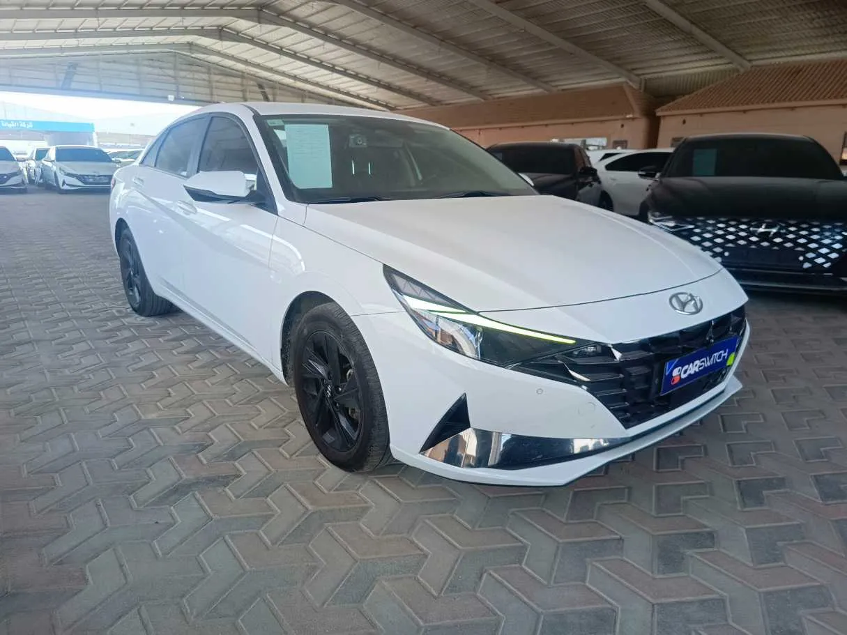 Car image 3