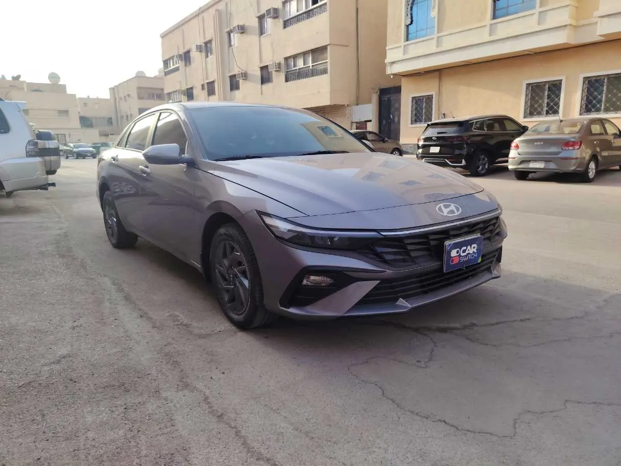Car image 3