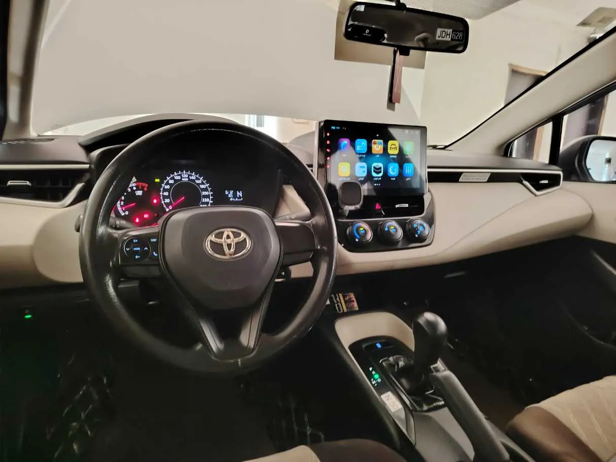 Car image 33