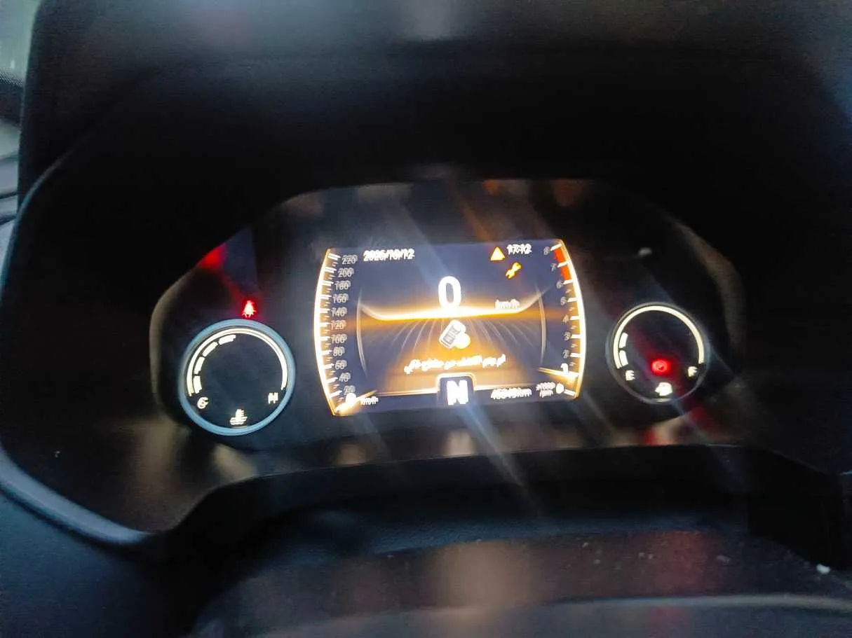 Car image 27