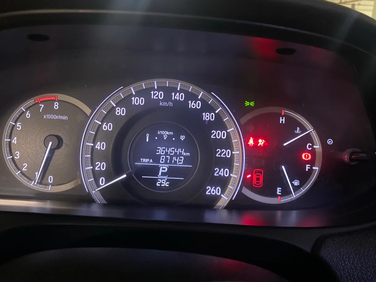 Car image 6