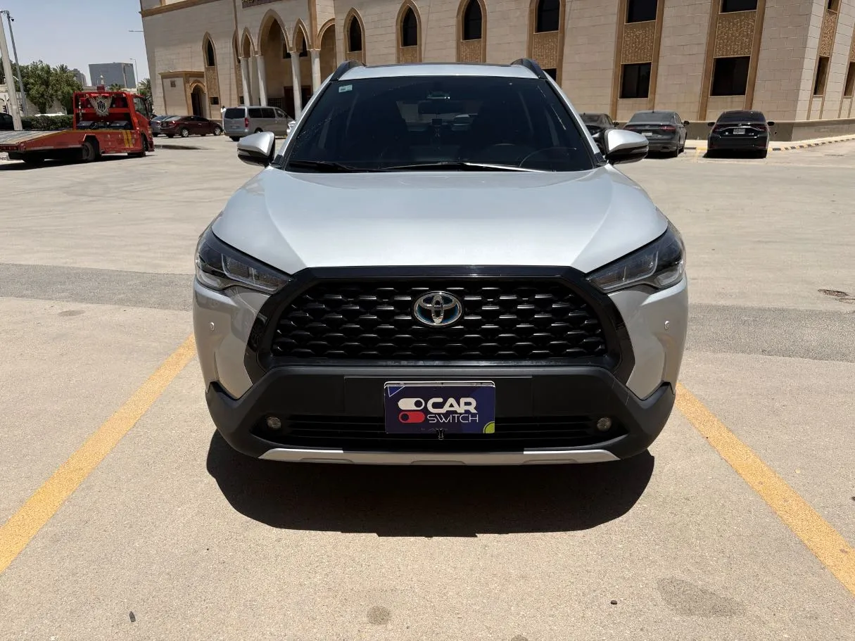 Car image 2
