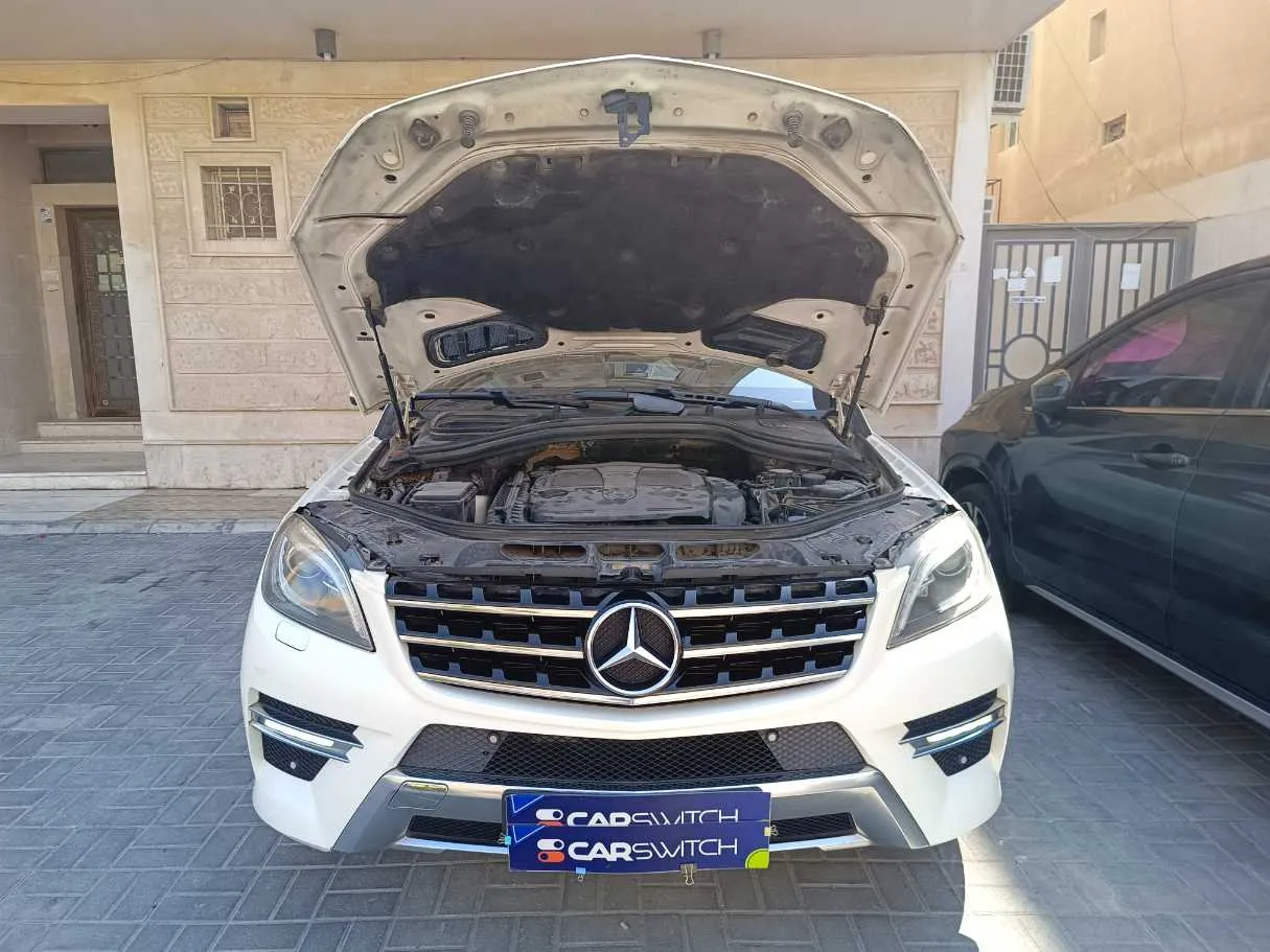 Car image 36