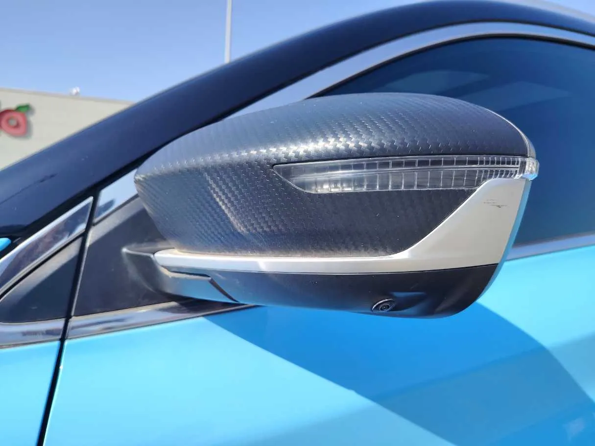 Car image 29