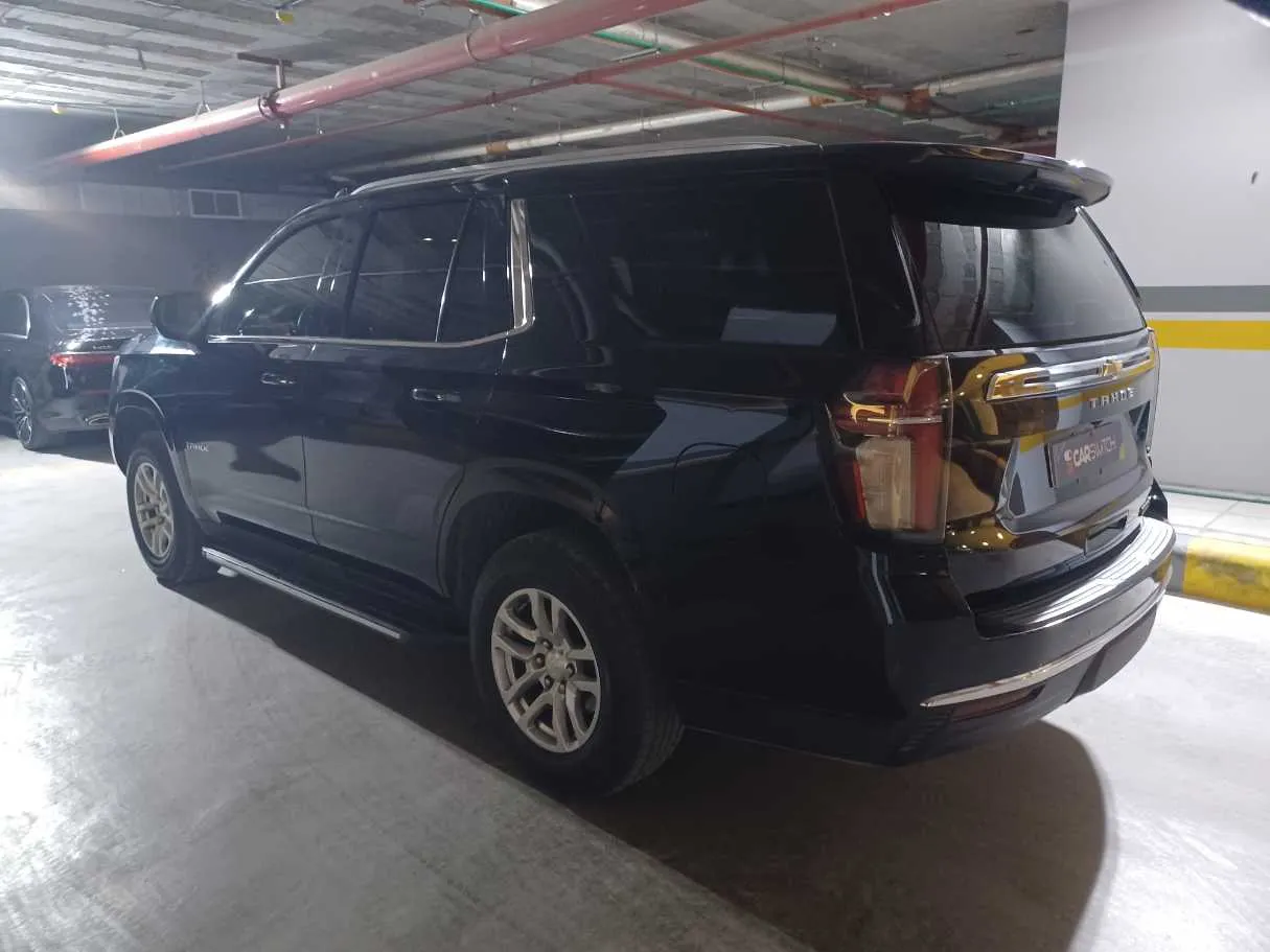 Car image 7