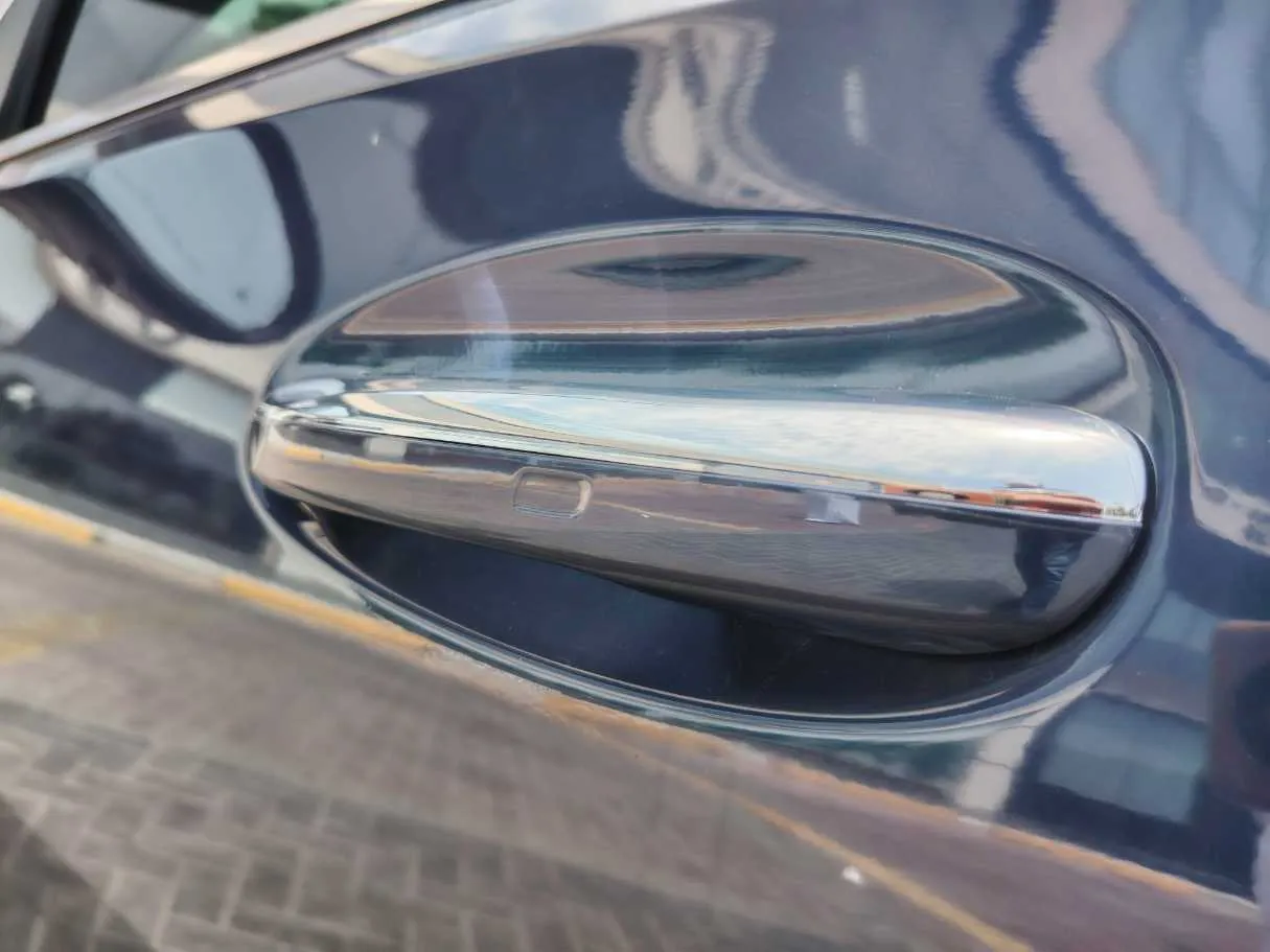 Car image 28