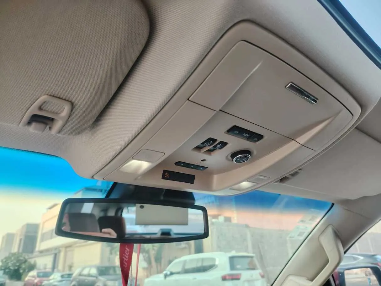 Car image 46