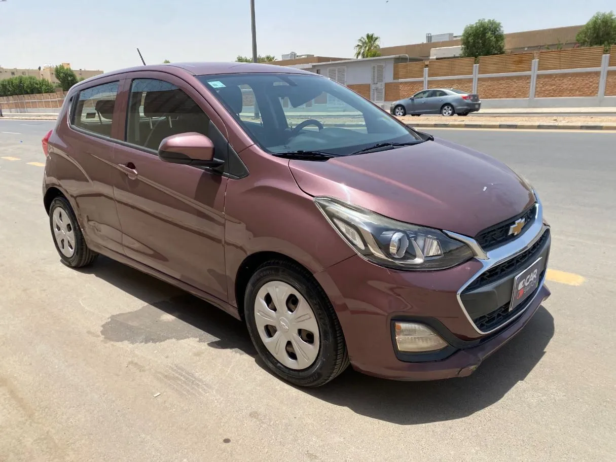 Car image 3