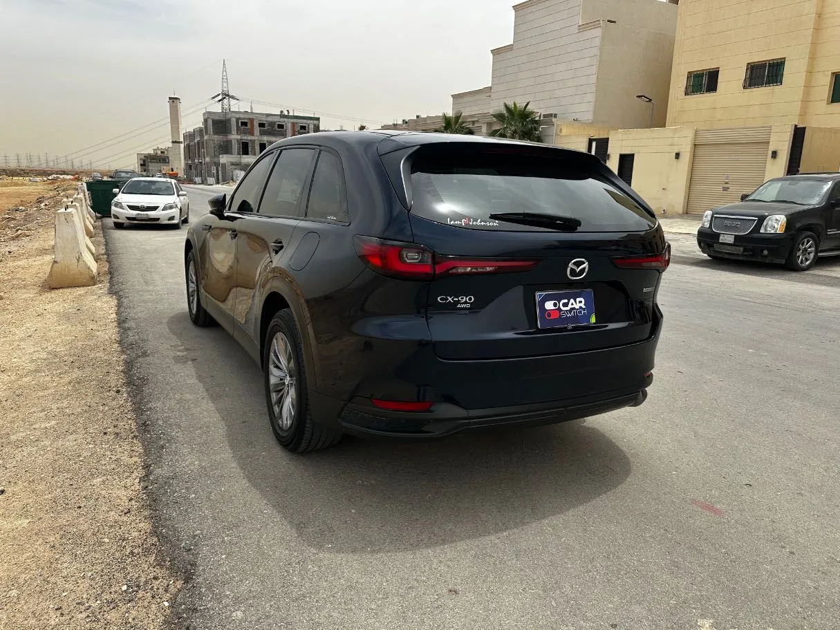 Car image 7