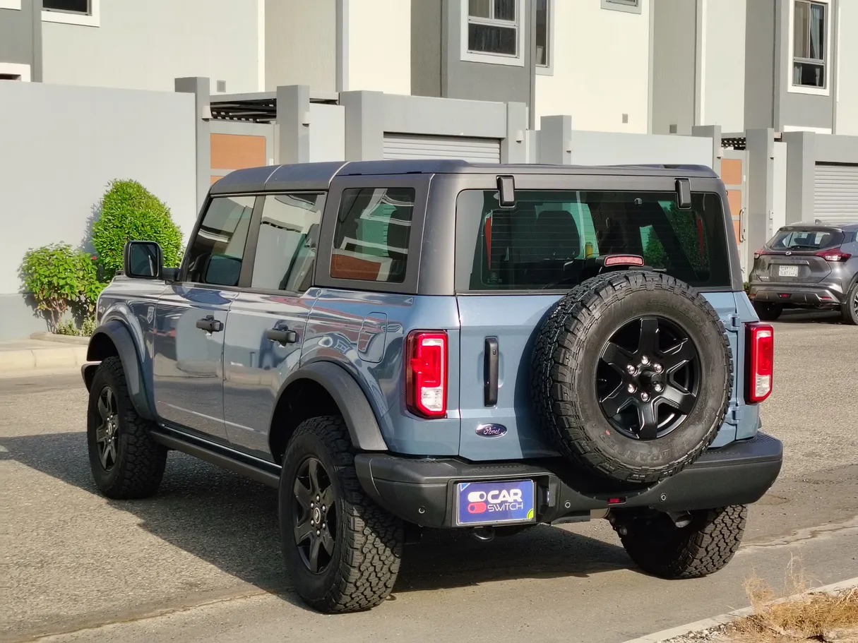 Car image 7