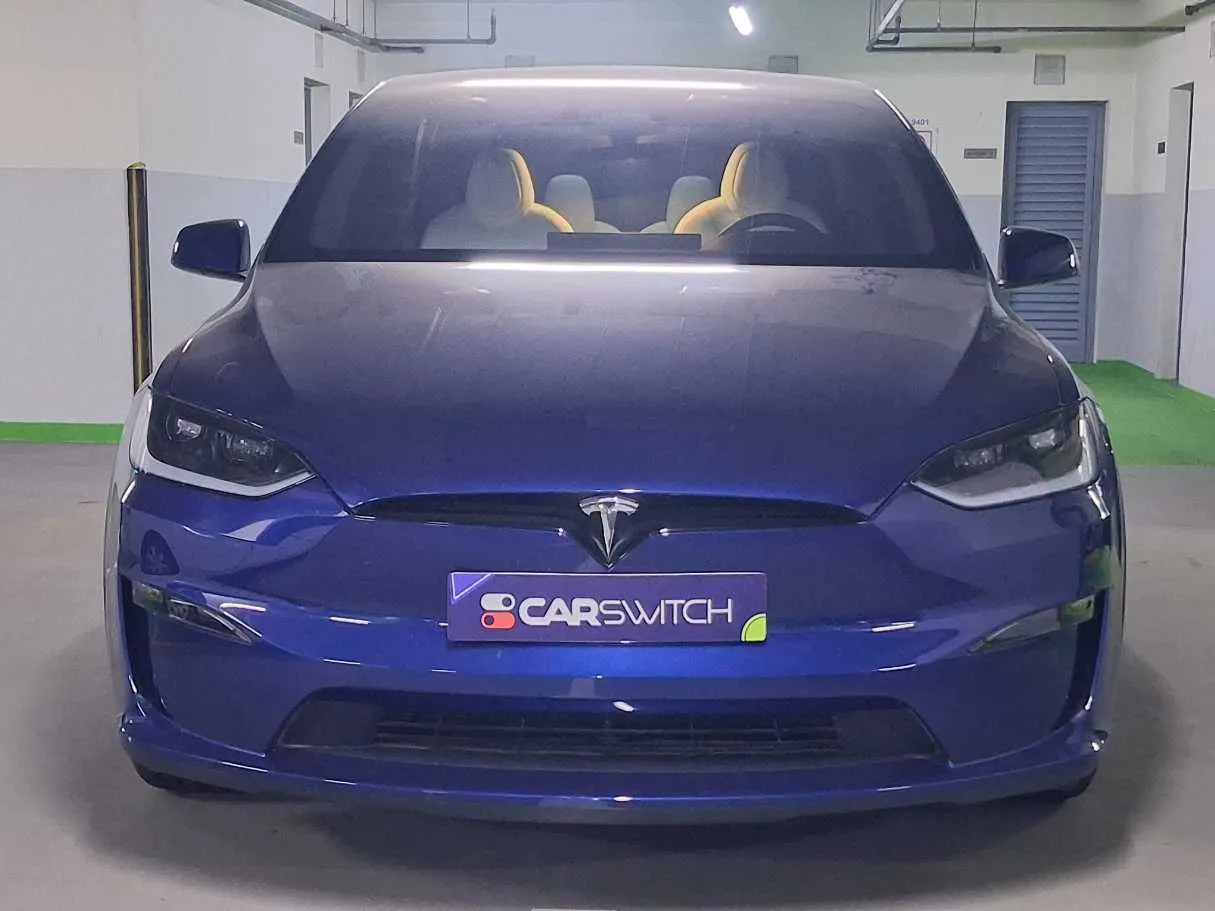 Car image 2