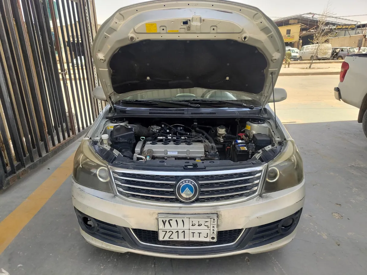Car image 2