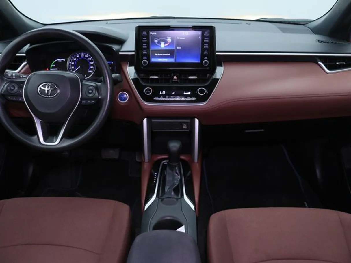 Car image 14