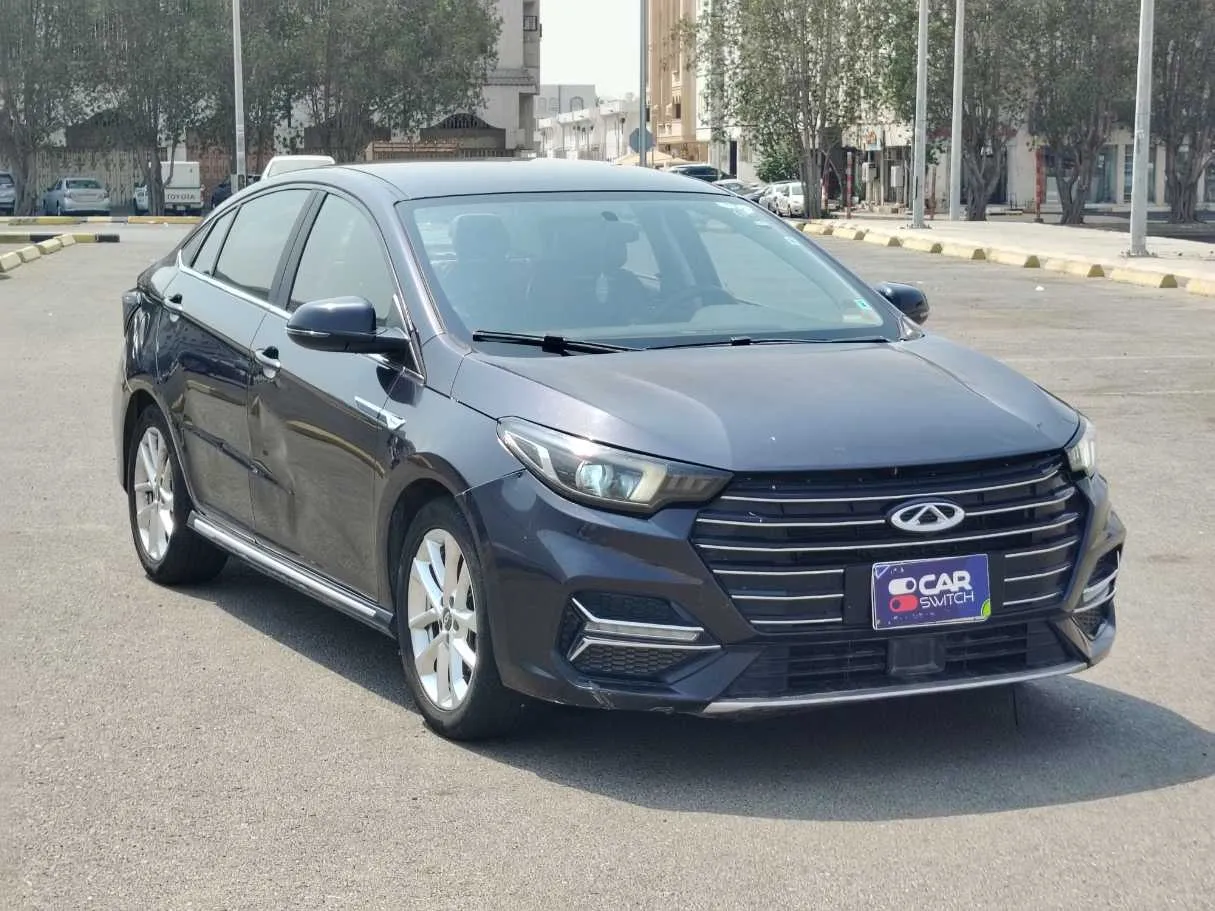 Car image 3