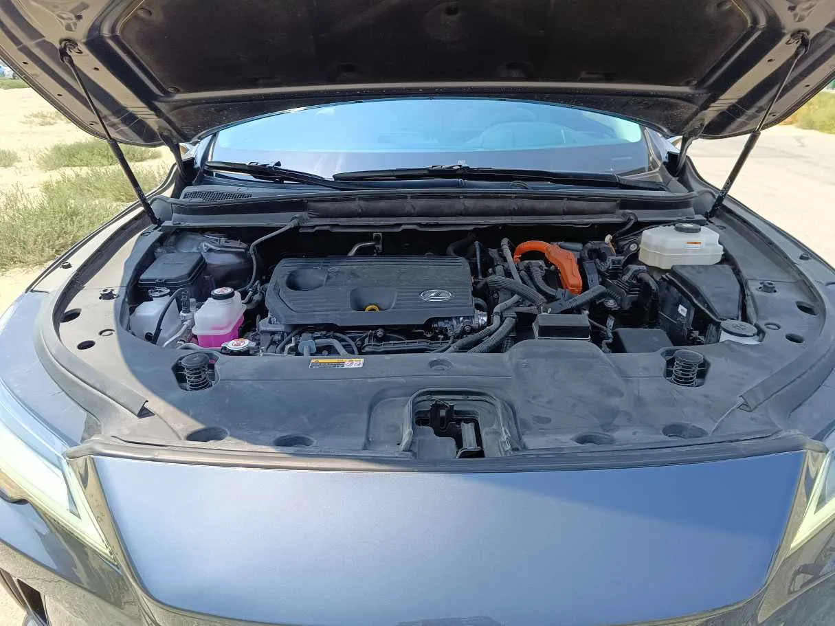 Car image 38