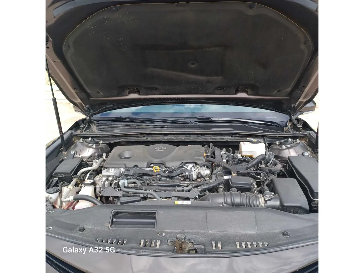Car image 32