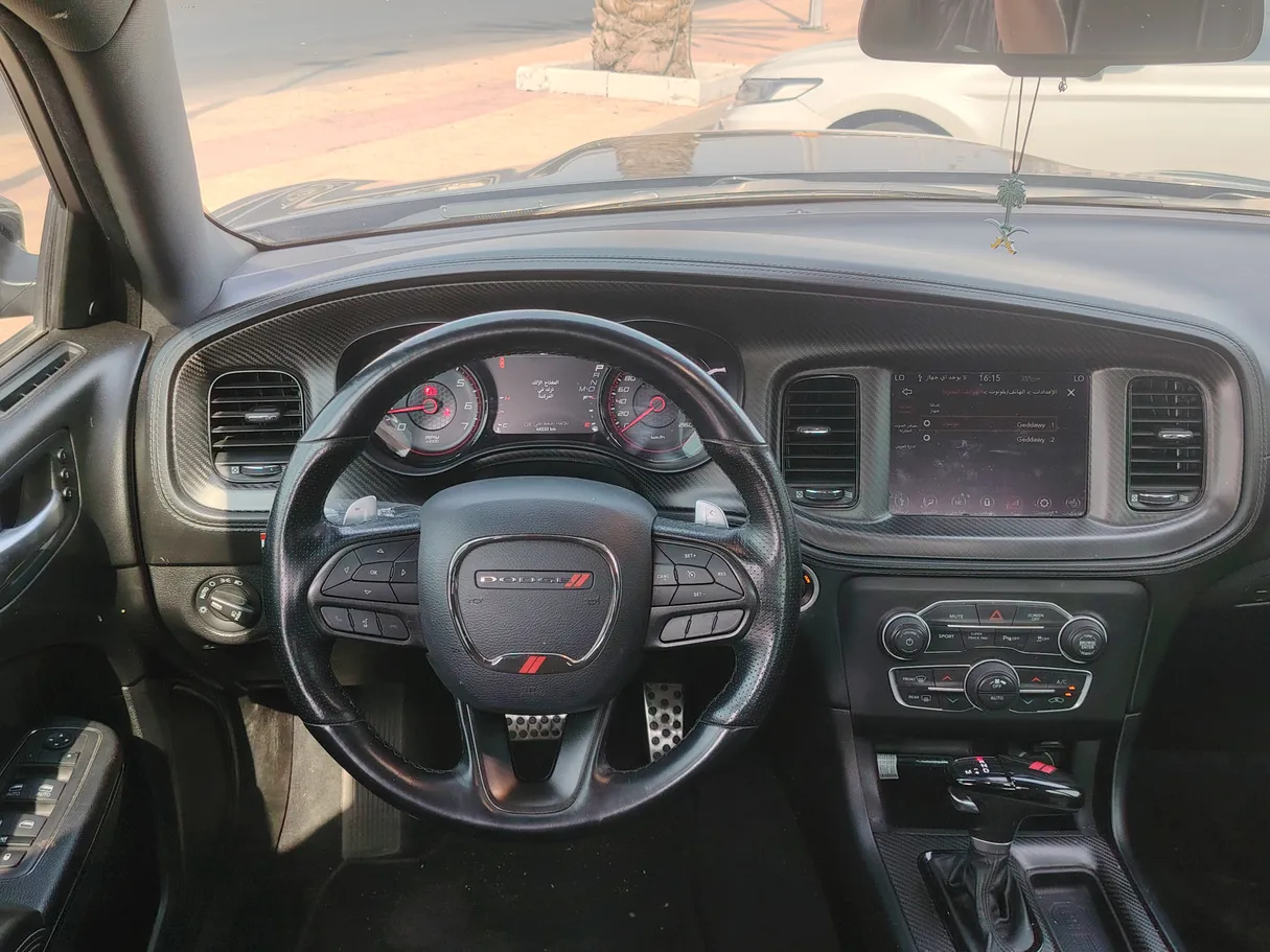 Car image 21