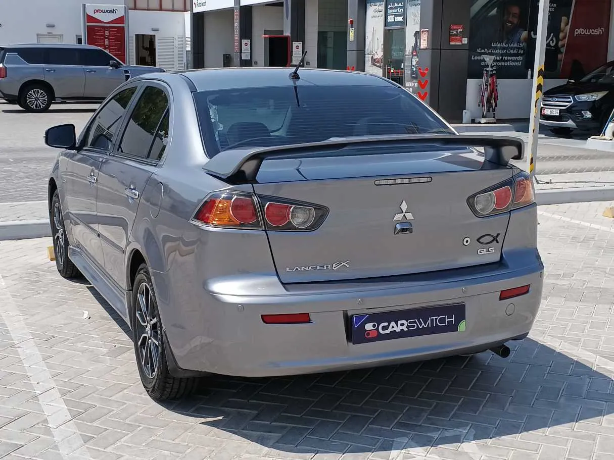 Car image 7