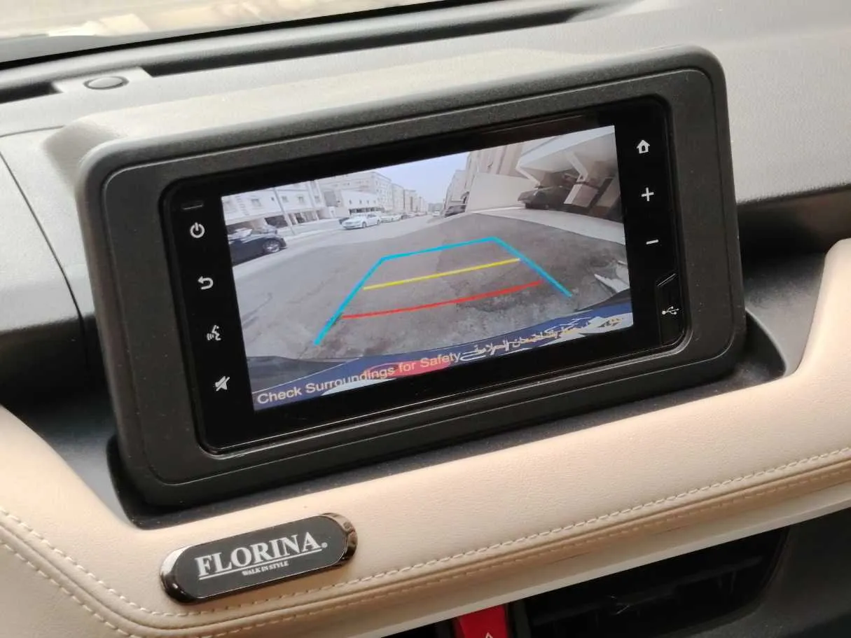 Car image 27