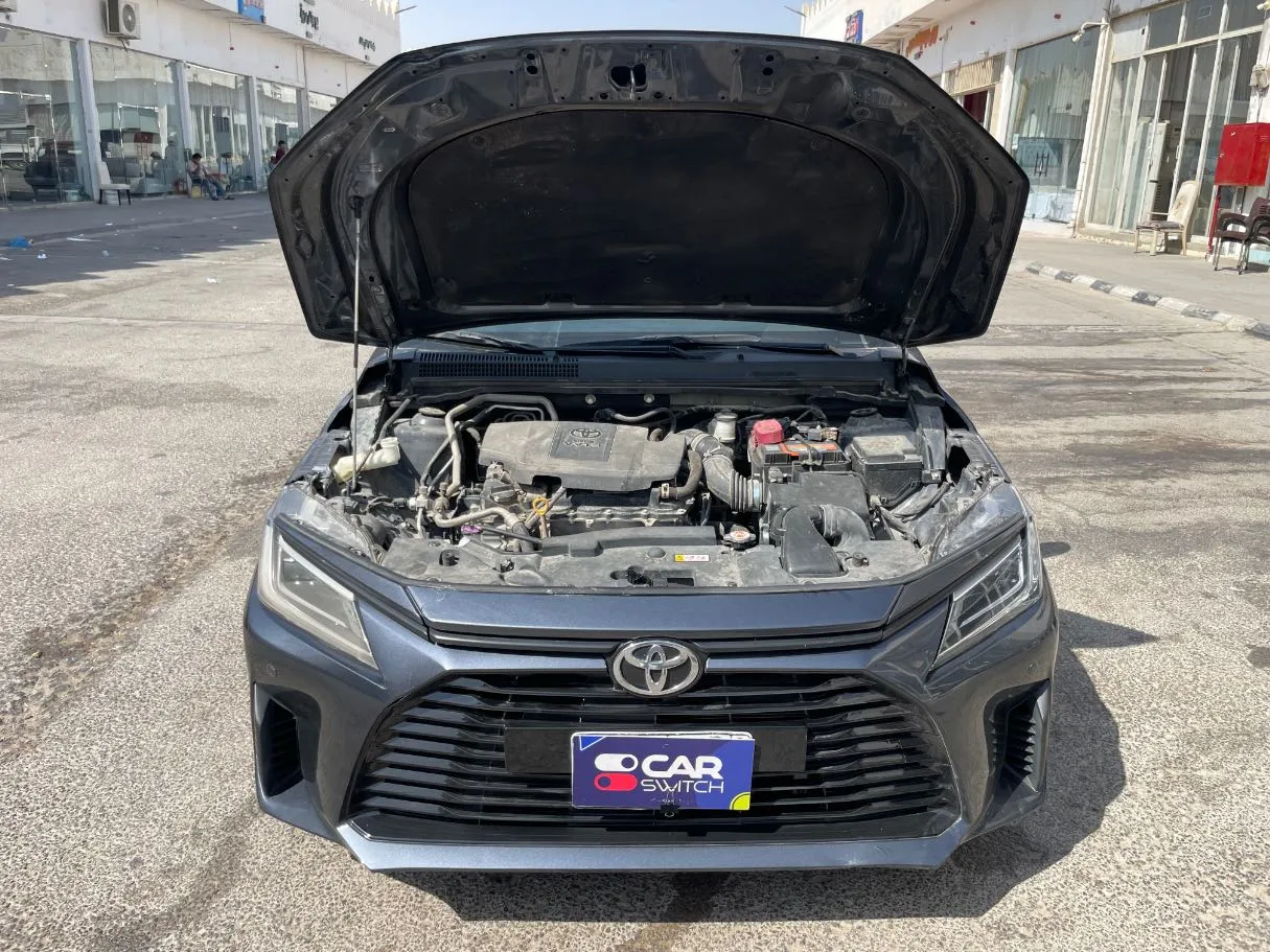 Car image 23