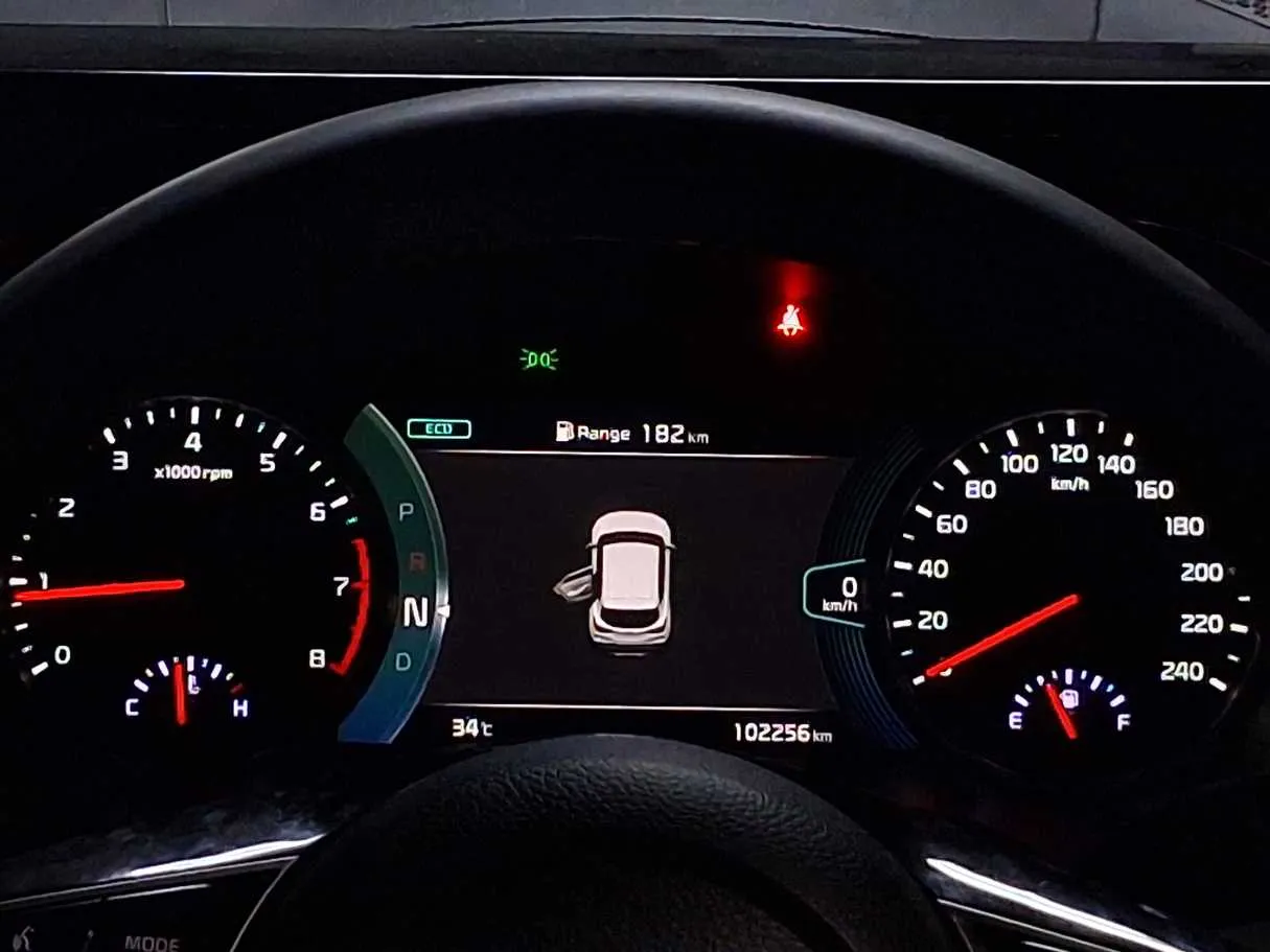 Car image 20
