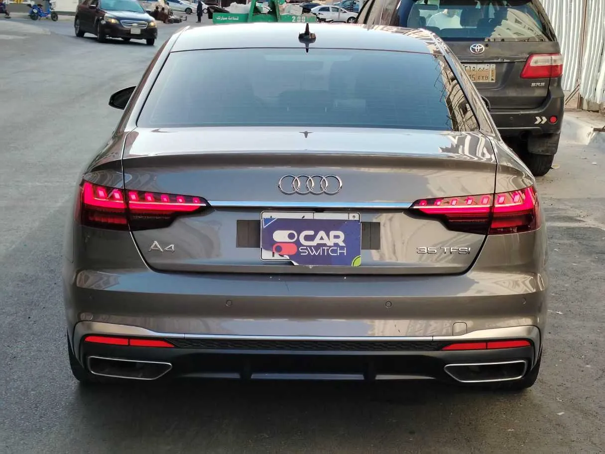 Car image 6