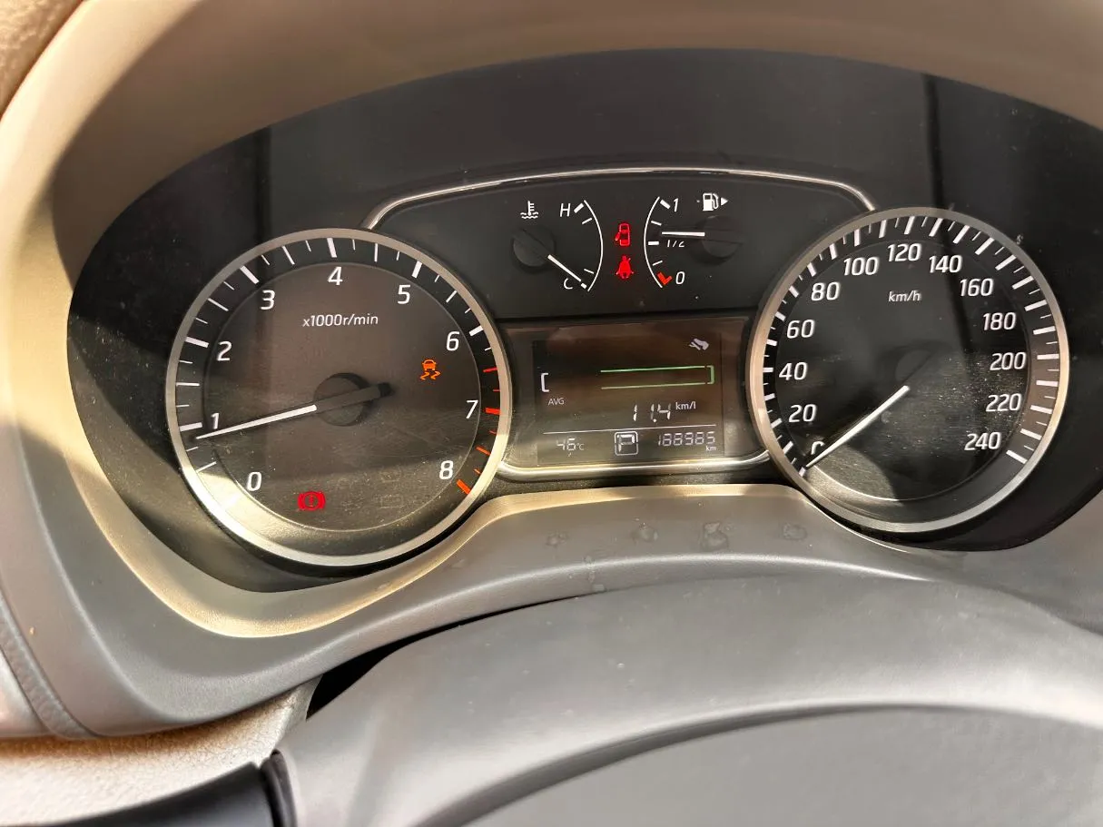 Car image 20