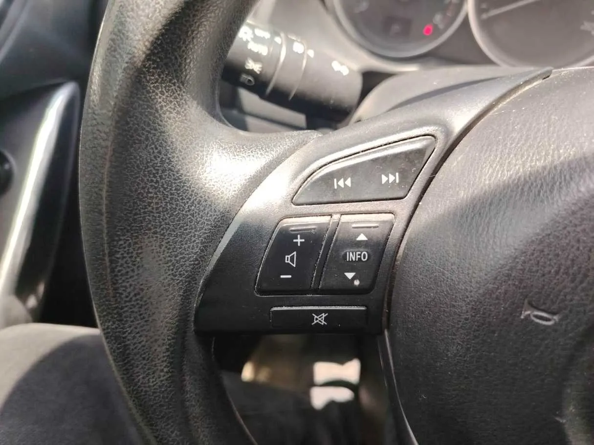 Car image 37