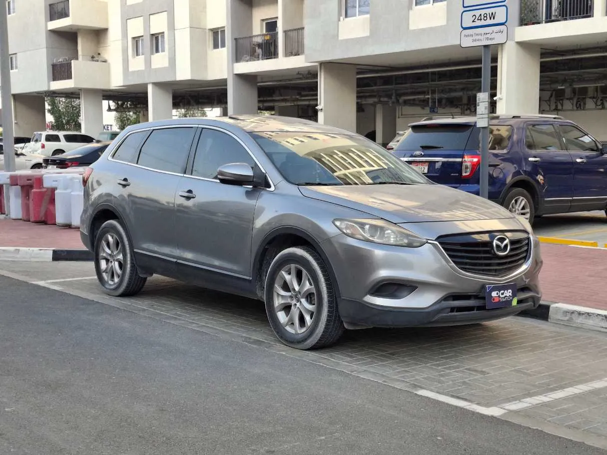 Car image 3