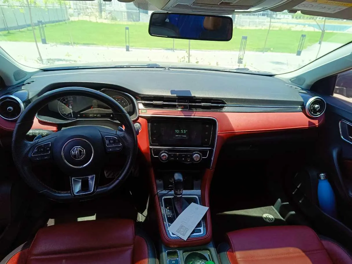 Car image 20