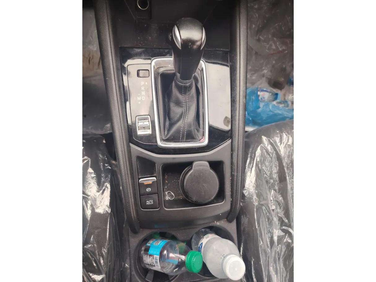Car image 21