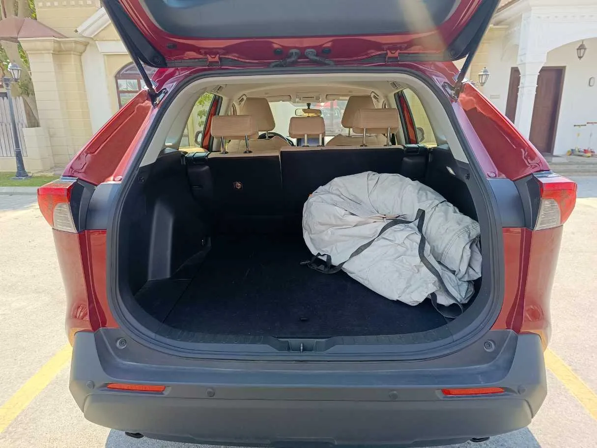Car image 28