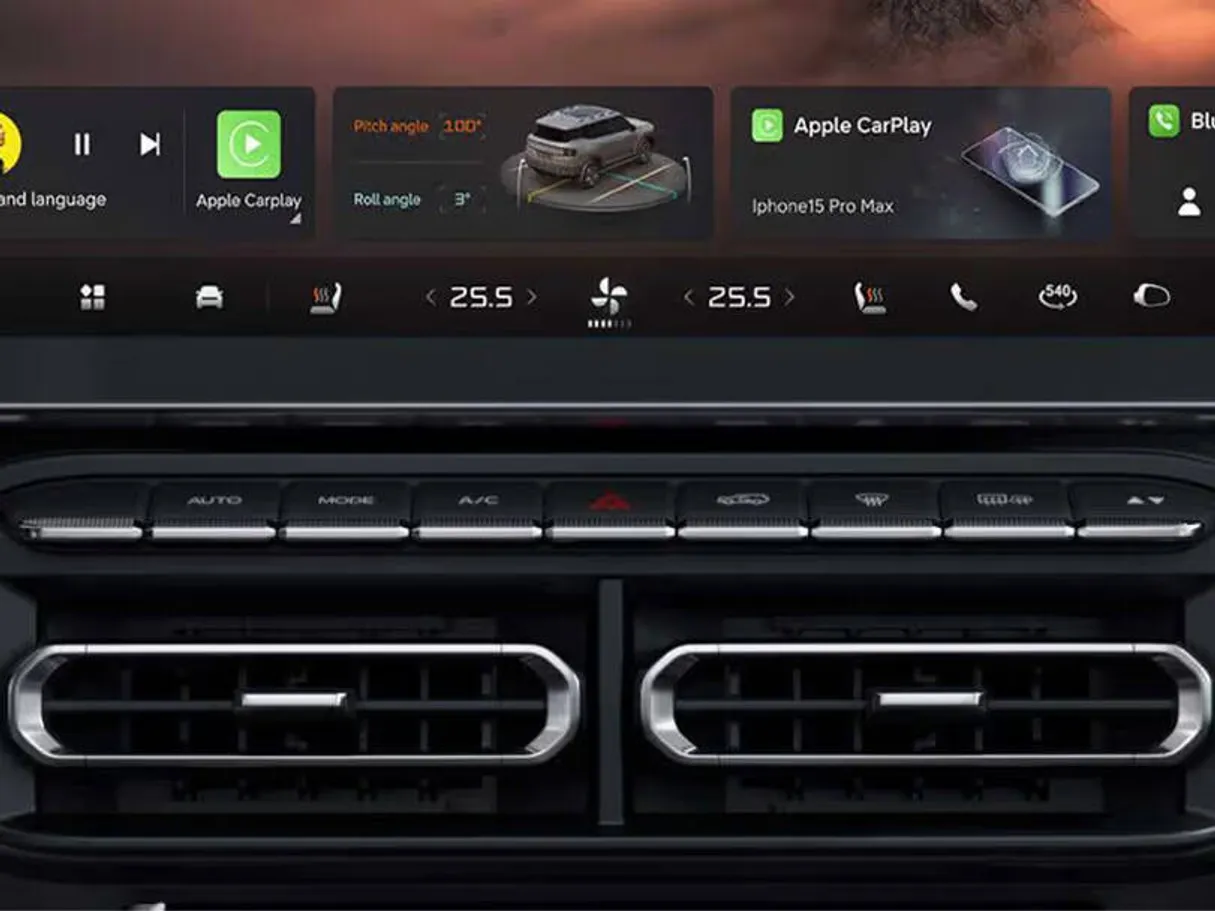 Car image 11