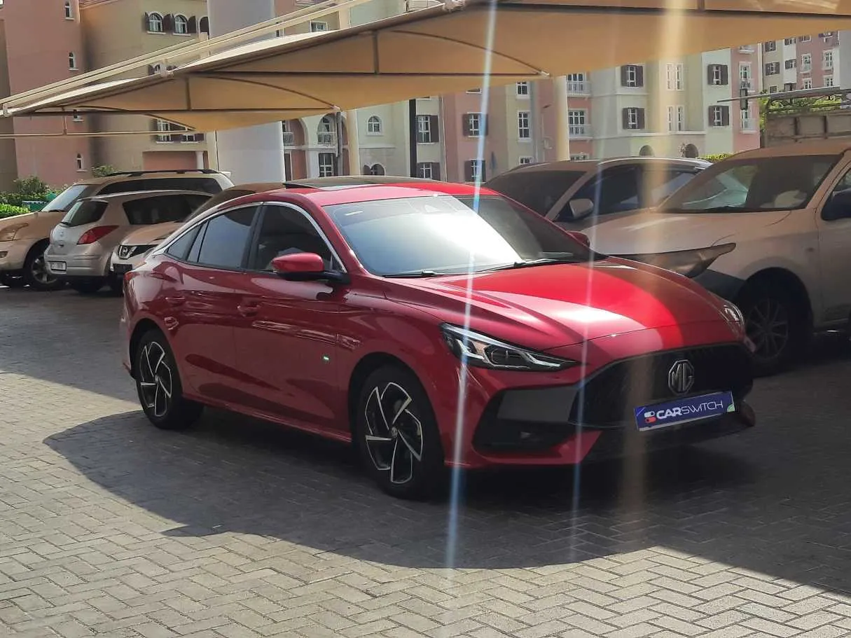 Car image 3