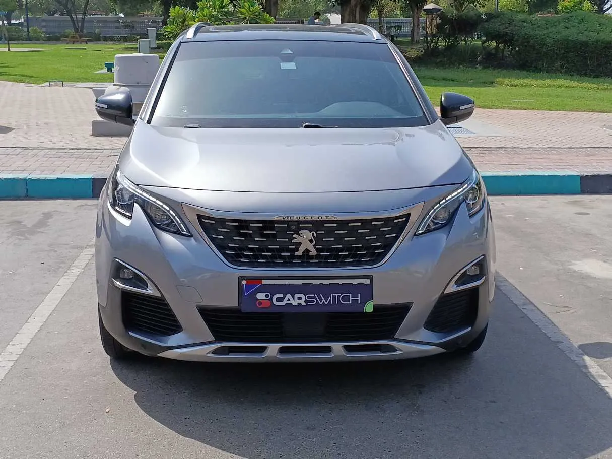 Car image 2
