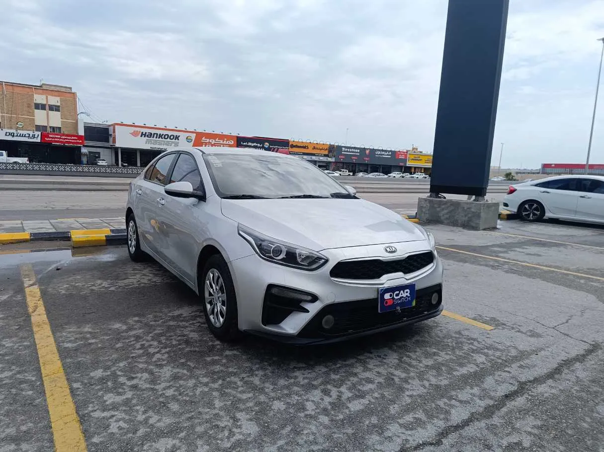 Car image 3