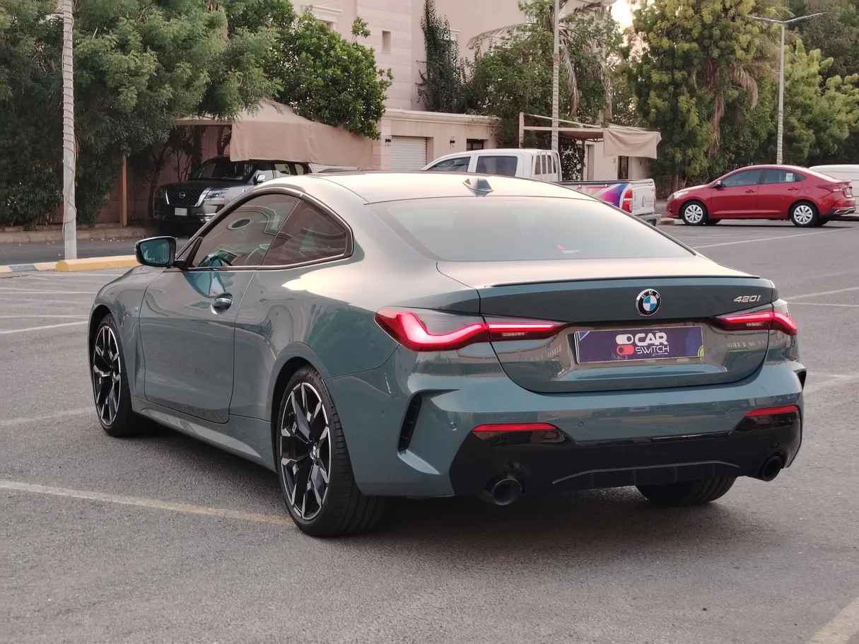 Car image 7