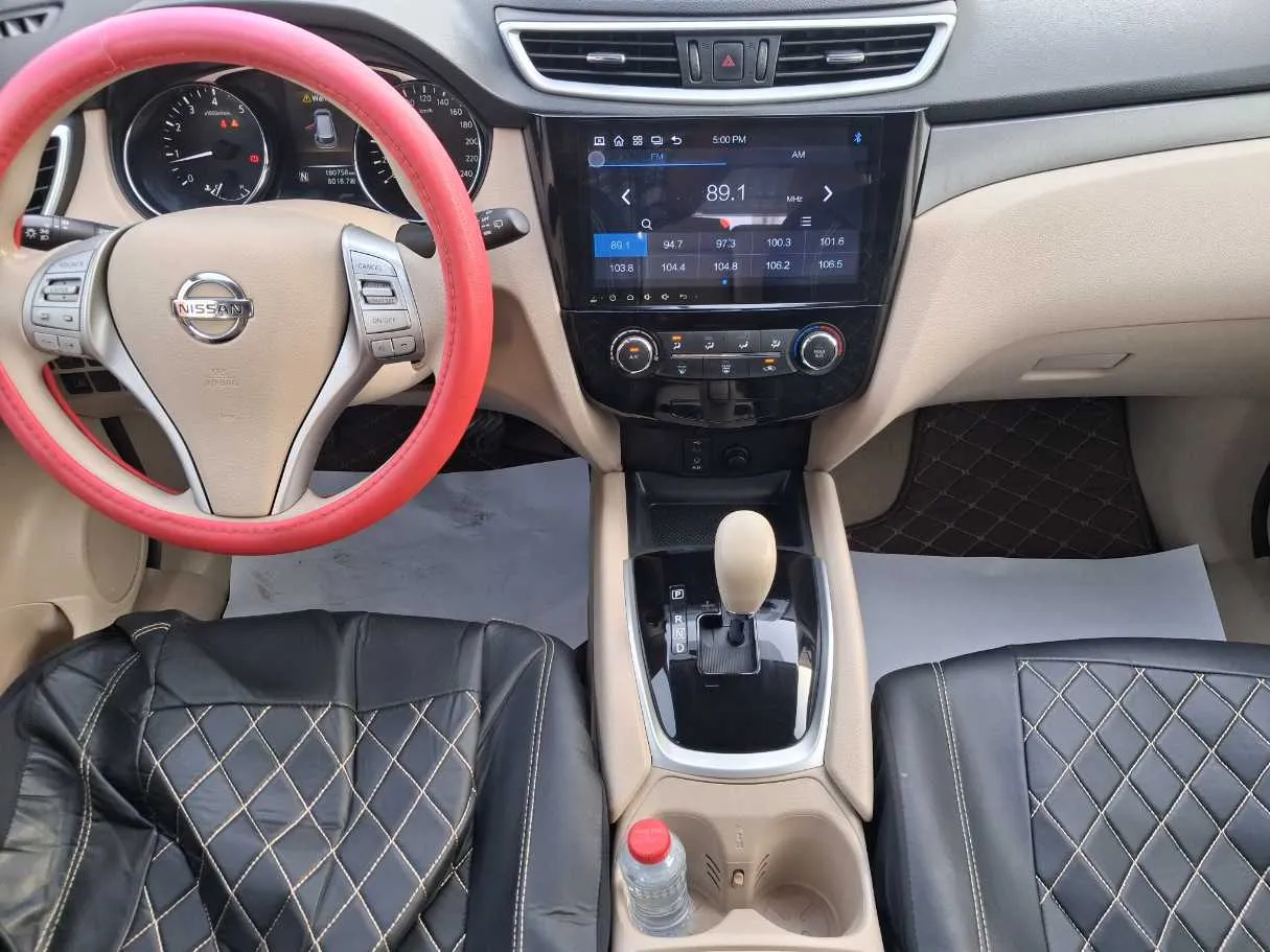 Car image 16