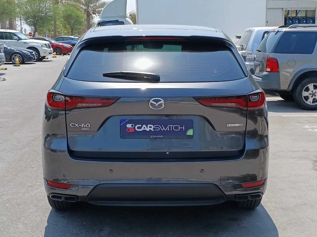Car image 6