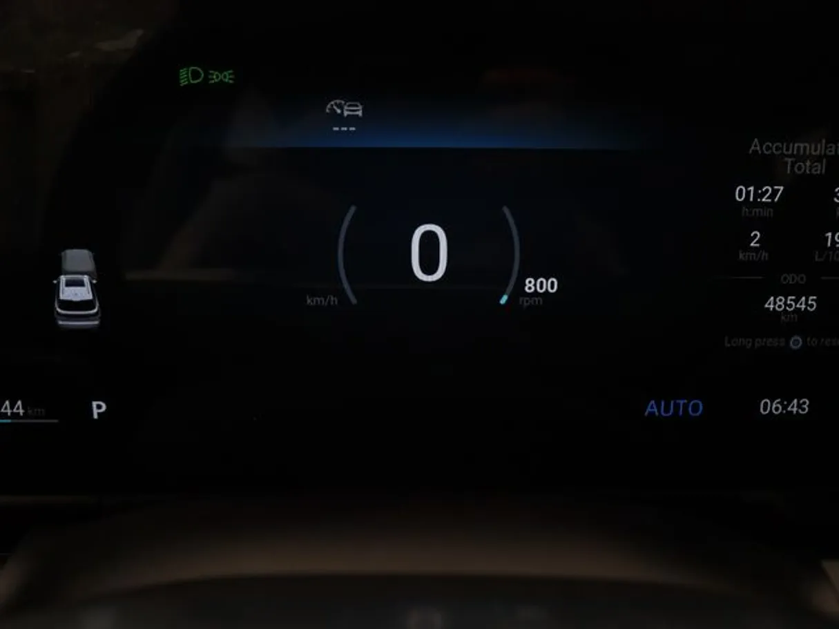 Car image 6