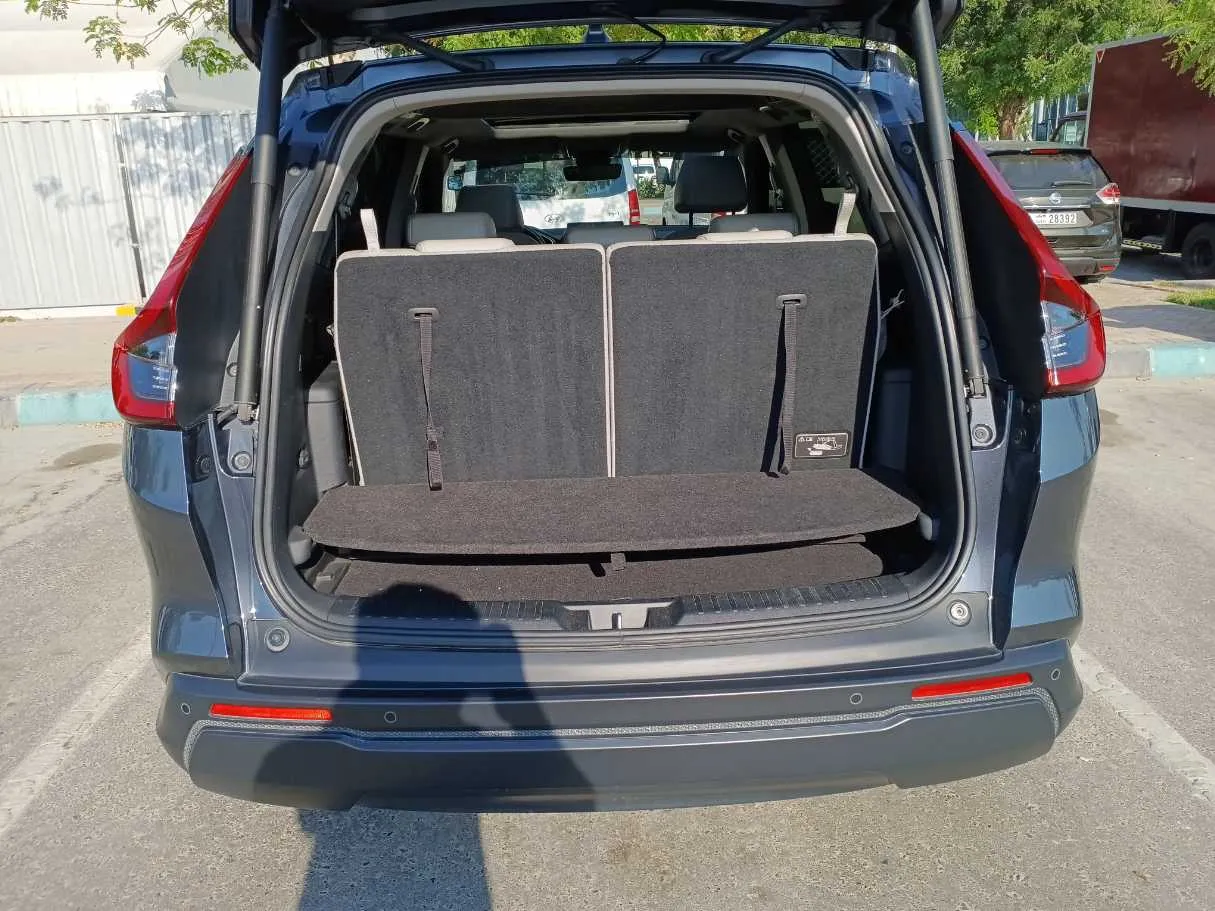 Car image 20