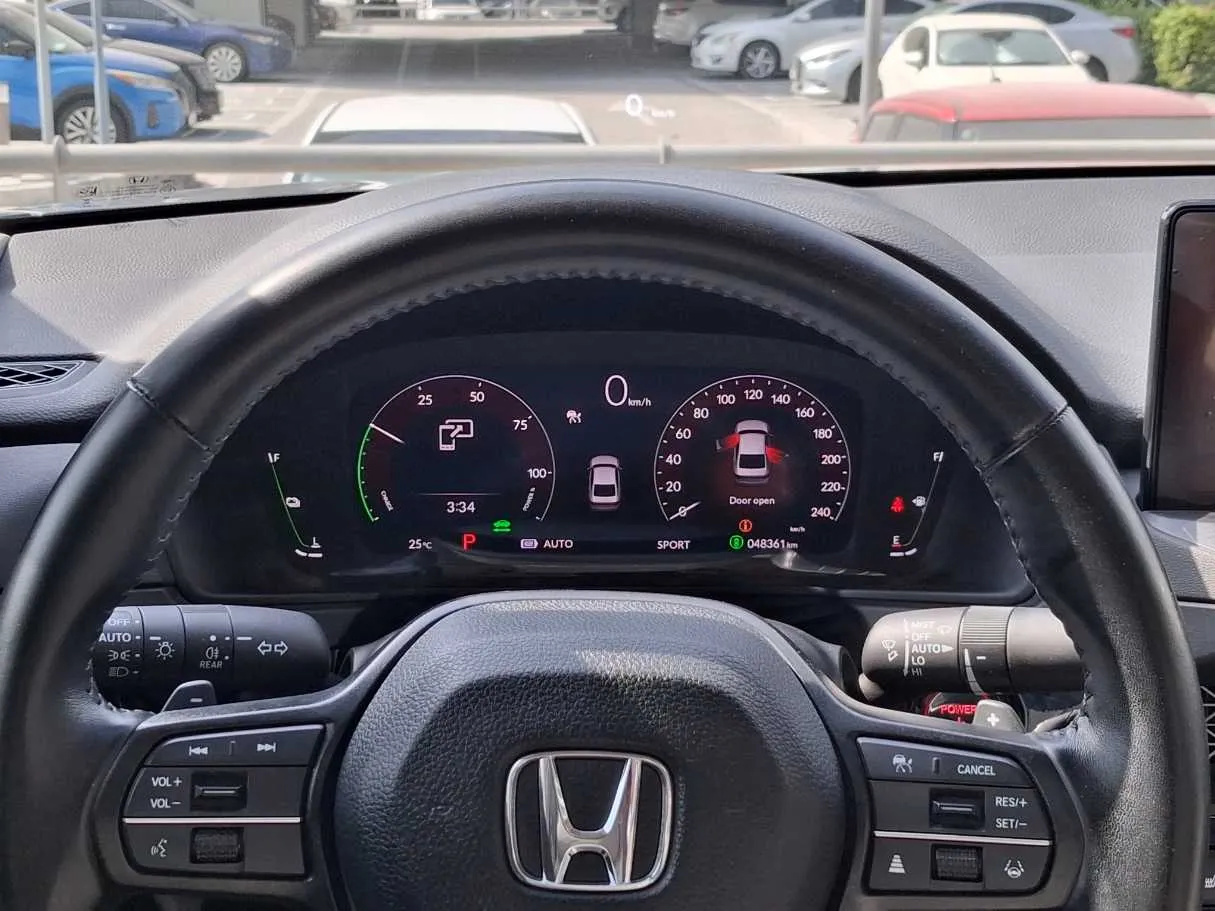 Car image 20