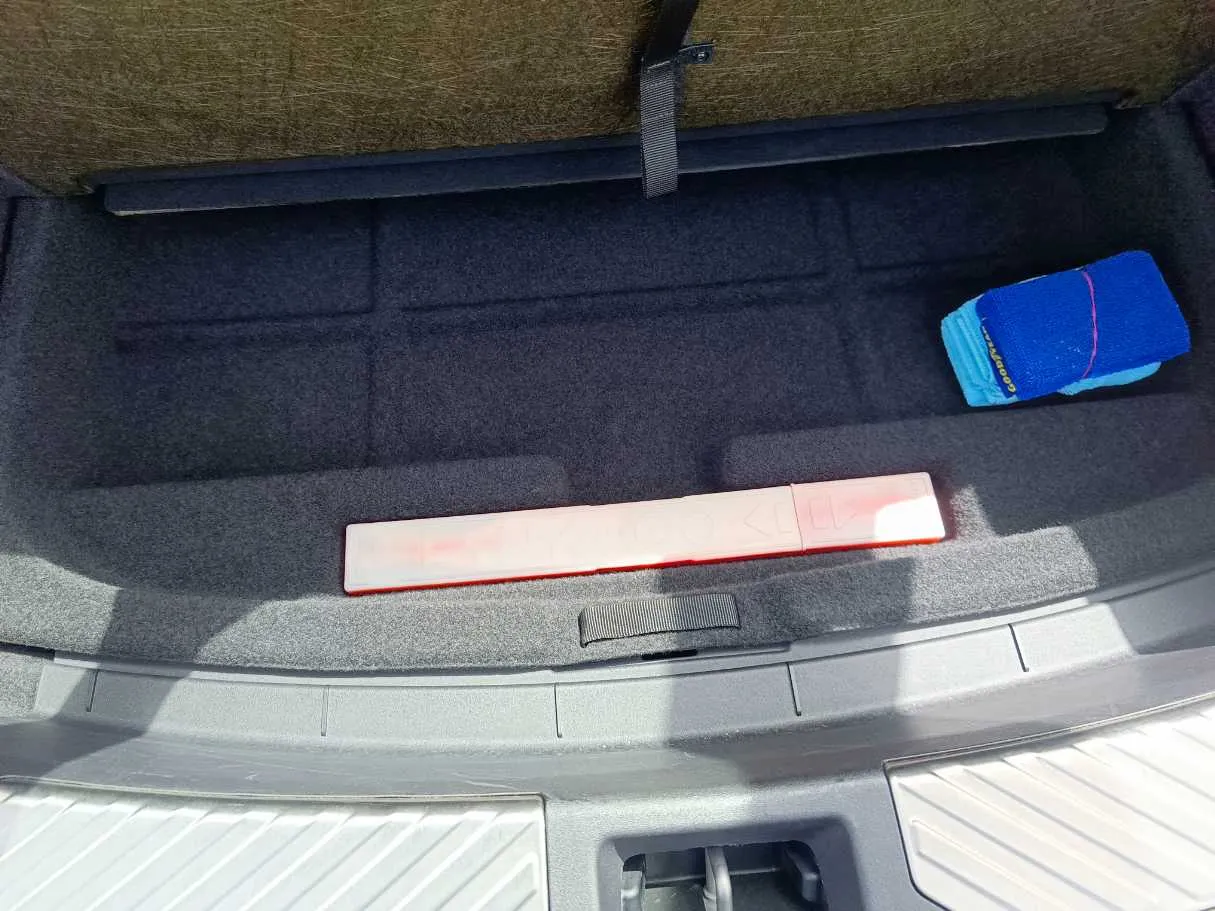Car image 31