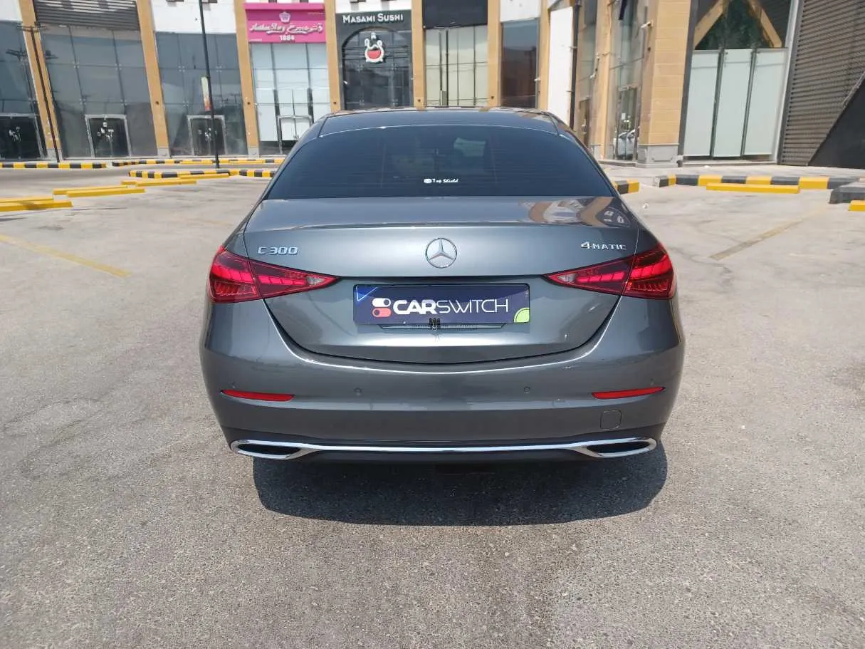 Car image 6
