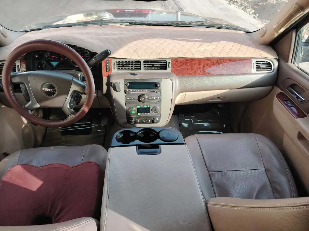Car image 20