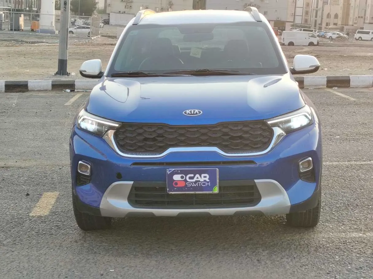 Car image 2