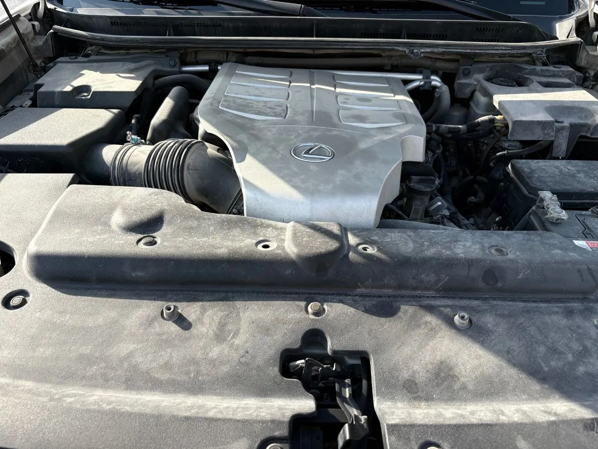 Car image 29