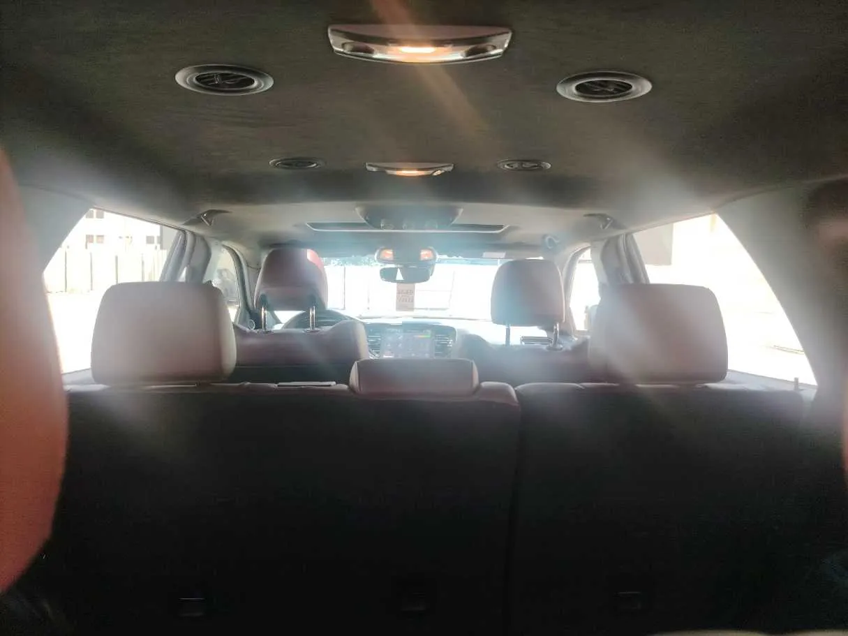 Car image 31