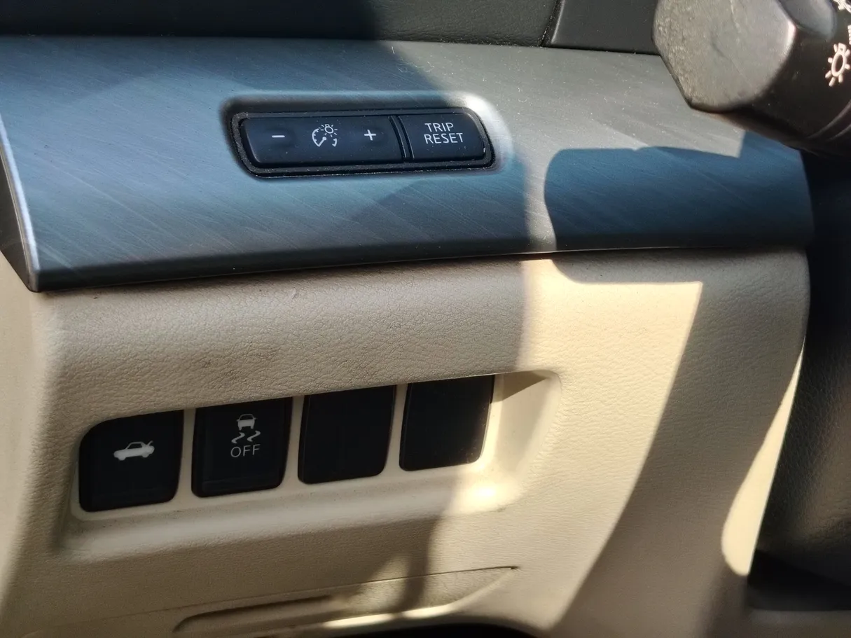 Car image 28