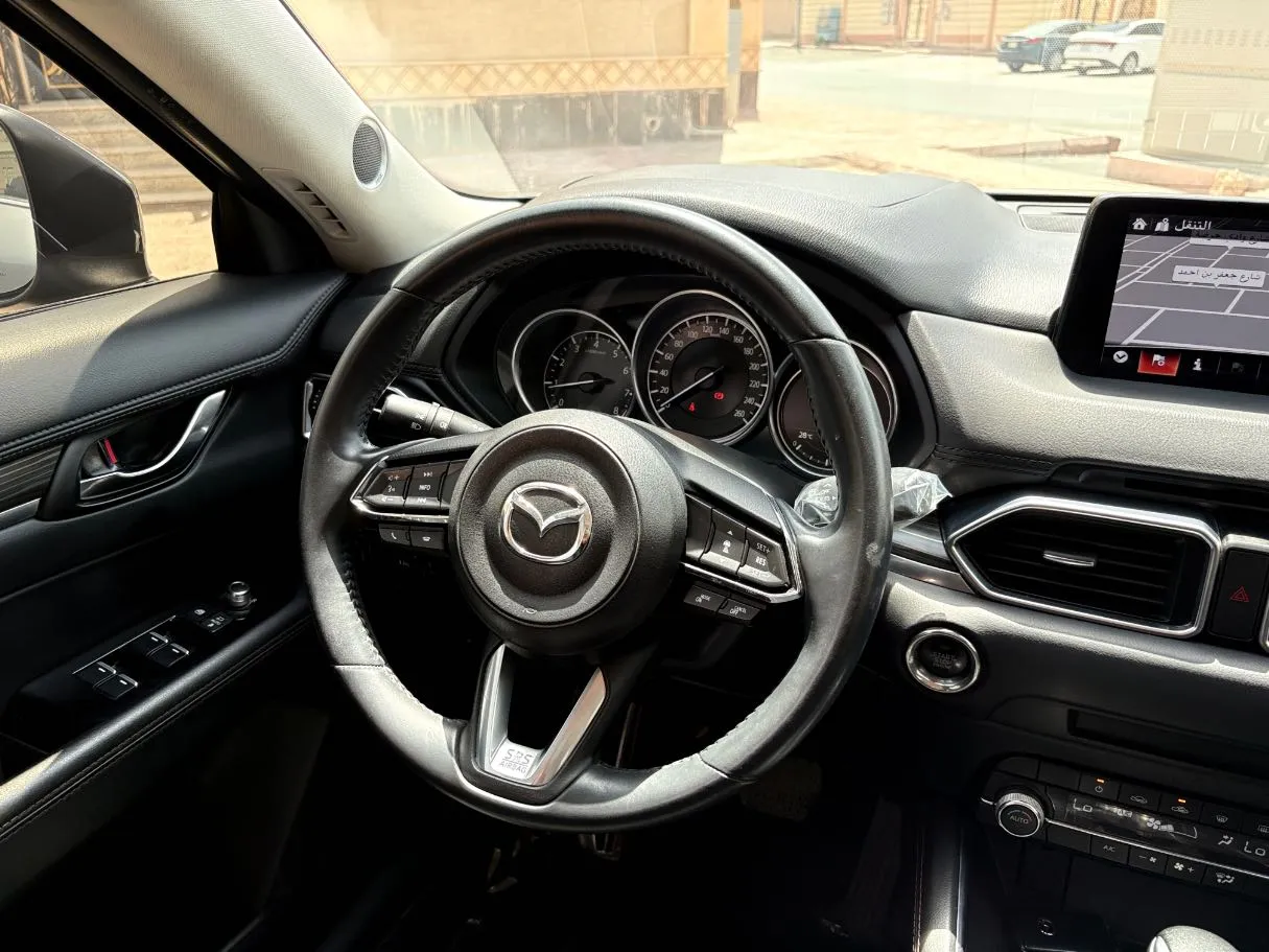 Car image 21